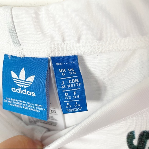 Rare⭐️ Adidas Originals AOP White Info Poster Print Logo Graphic Tight Leggings - Picture 14 of 17